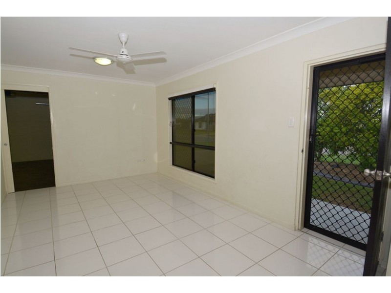 14 Armistice Street, Burdell QLD 4818