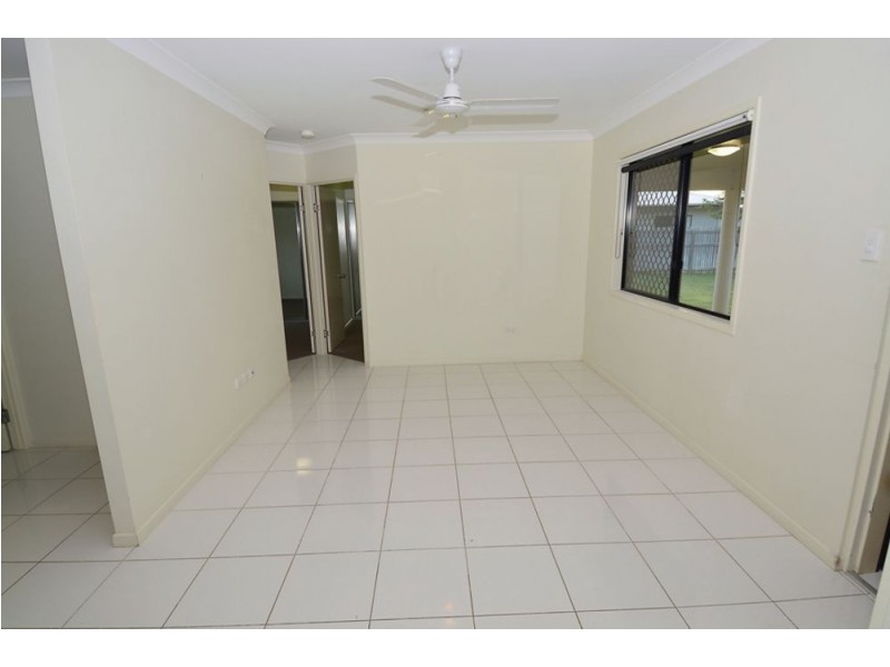 14 Armistice Street, Burdell QLD 4818