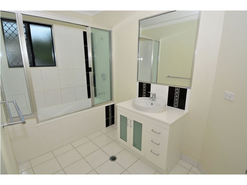 14 Armistice Street, Burdell QLD 4818