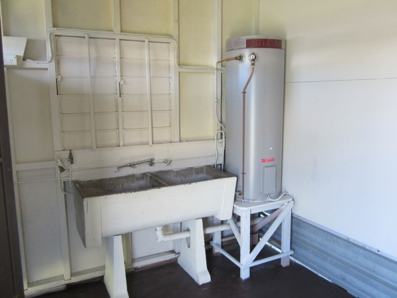 102 Ireland, Oonoonba QLD 4811