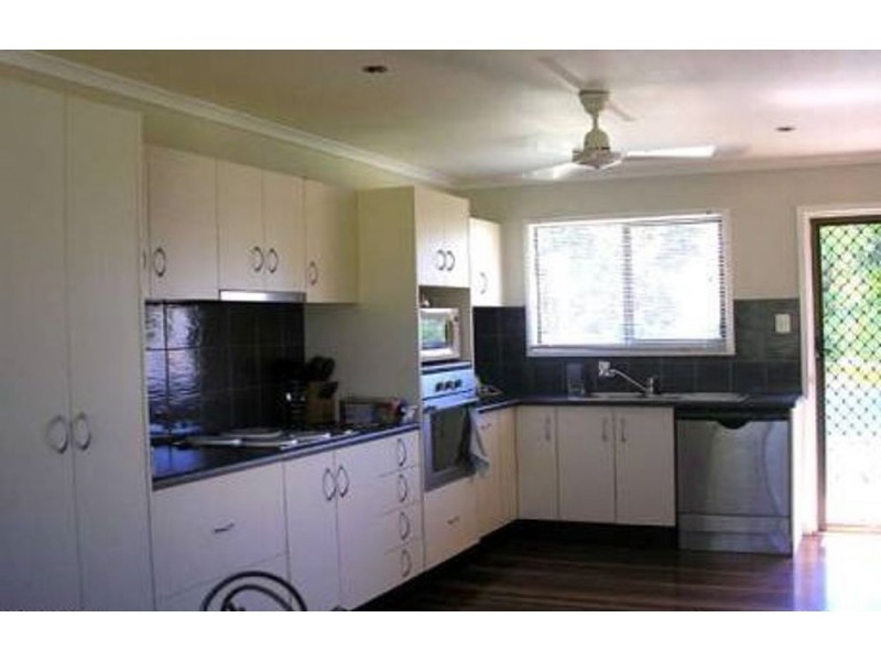 3 Constance Drive, Kelso QLD 4815