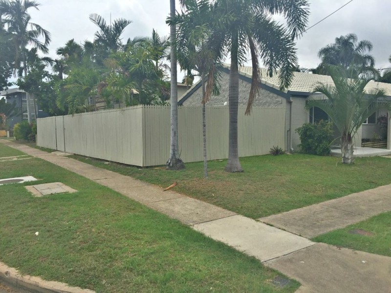 1/2 Wandella Cescent, Cranbrook QLD 4814