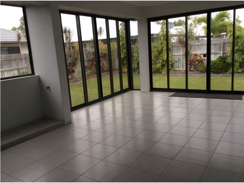 43 Shoalhaven Circuit, Bohle QLD 4818