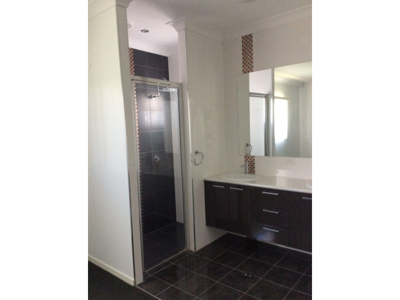 43 Shoalhaven Circuit, Bohle QLD 4818