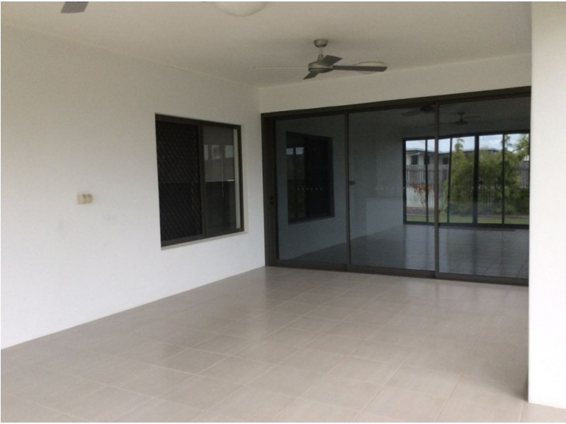 43 Shoalhaven Circuit, Bohle QLD 4818