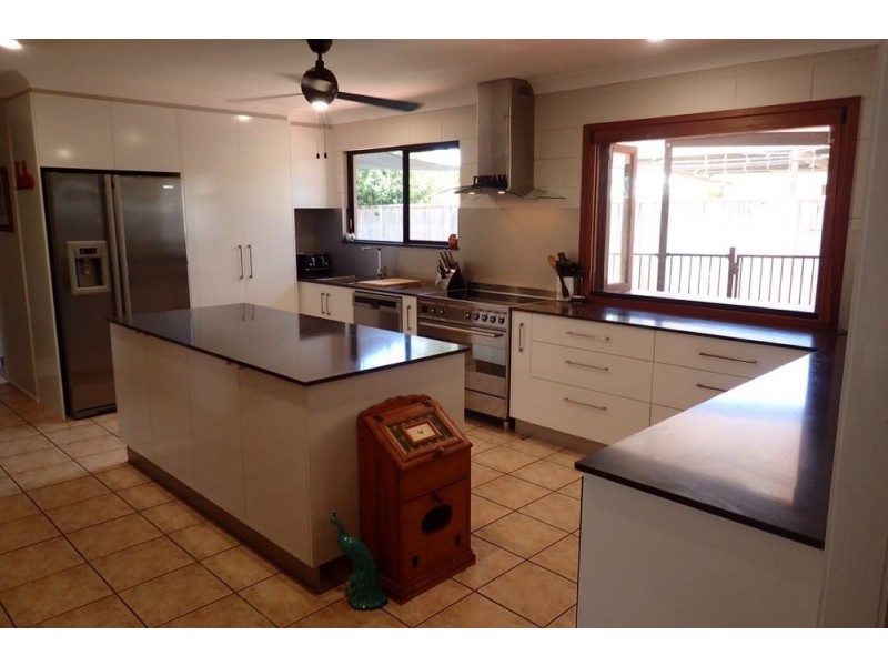 20 Victor Street, Cranbrook QLD 4814