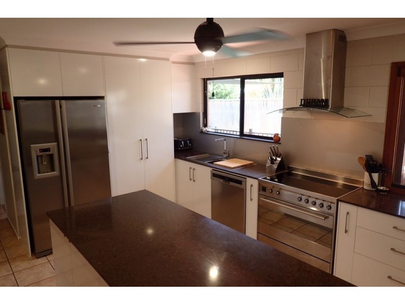 20 Victor Street, Cranbrook QLD 4814