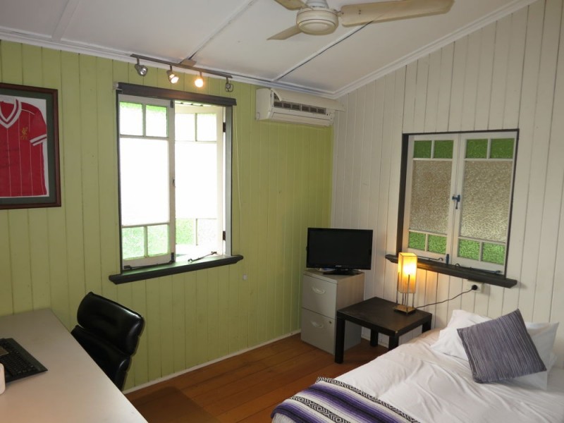 93 Tully Street, South Townsville QLD 4810