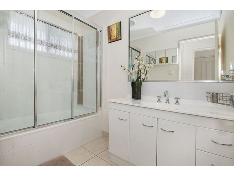 7 Strathburn Street, Mount Louisa QLD 4814