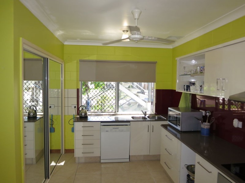 24 Hutchins Street, Heatley QLD 4814