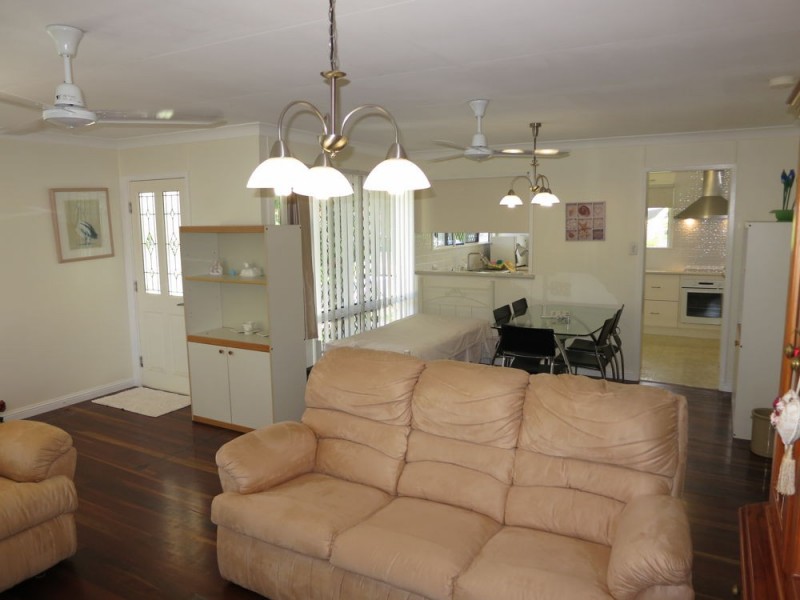 24 Hutchins Street, Heatley QLD 4814