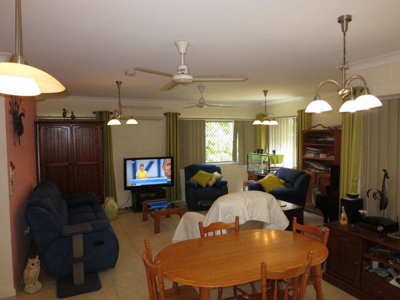 24 Hutchins Street, Heatley QLD 4814