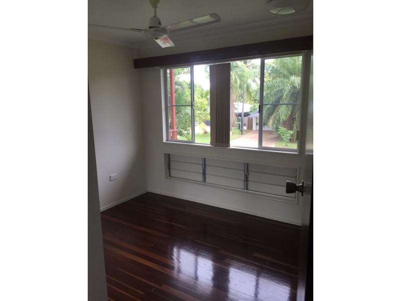 17 Brent Street, Douglas QLD 4814