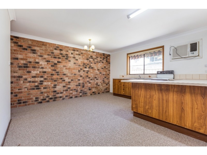 2 Hawkins Street, Rutherford NSW 2320