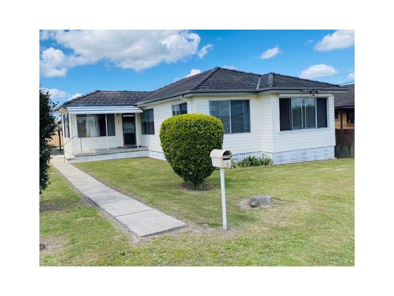 3 Hawk Street, Woodberry NSW 2322