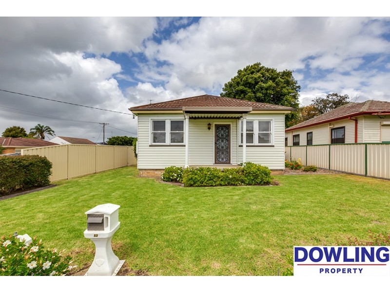 13 Railway Parade, Beresfield NSW 2322