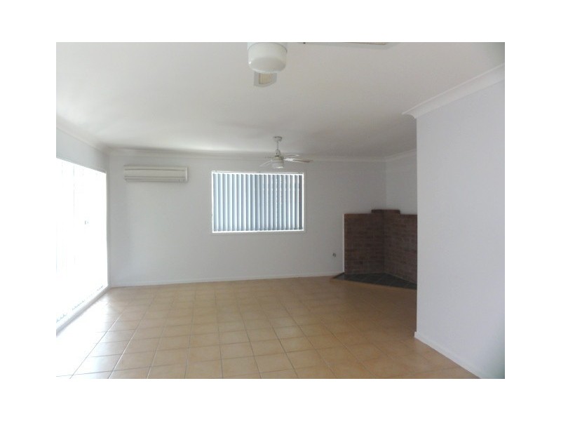 44 Waterbush Crescent, Woodberry NSW 2322