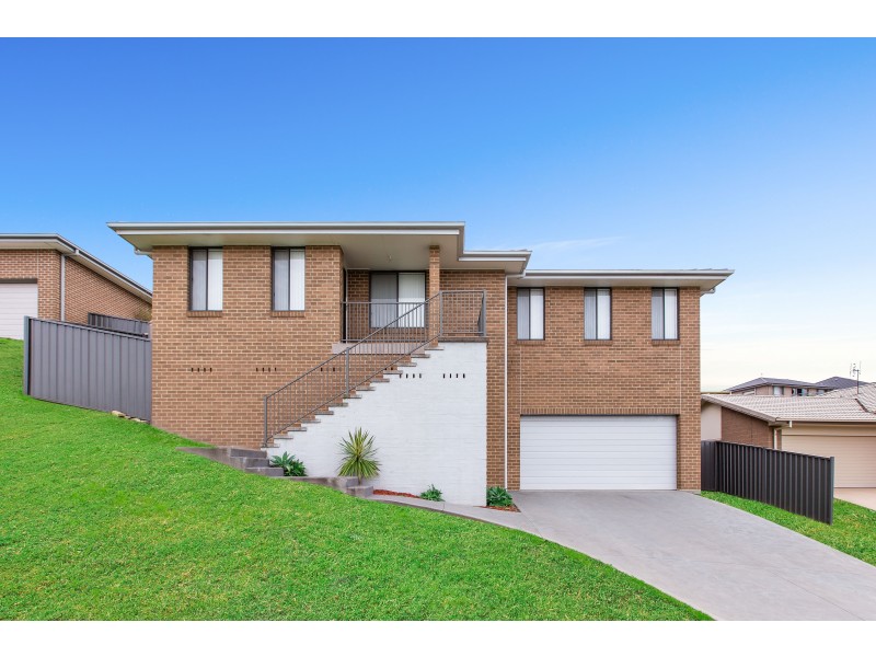 10 Tenyo Street, Cameron Park NSW 2285