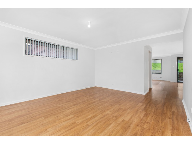 10 Tenyo Street, Cameron Park NSW 2285