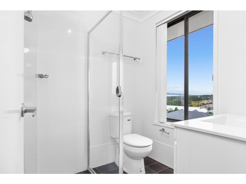 10 Tenyo Street, Cameron Park NSW 2285