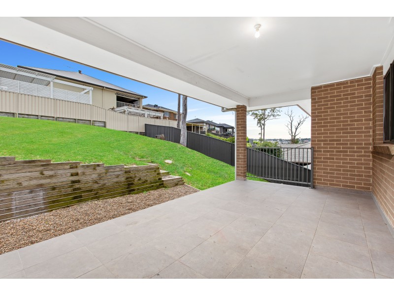 10 Tenyo Street, Cameron Park NSW 2285