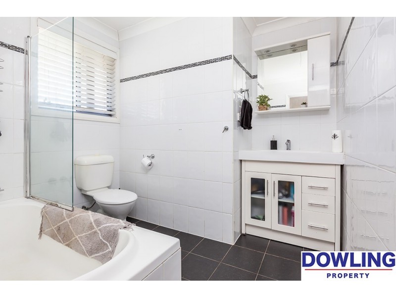 7 Finney Close, Rutherford NSW 2320