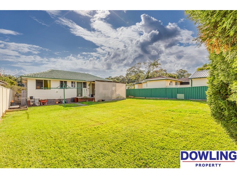 11 Sapphire Drive, Tarro NSW 2322