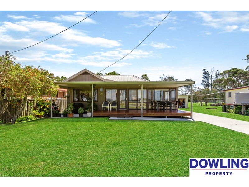 19 Waterfront Road, Swan Bay NSW 2324