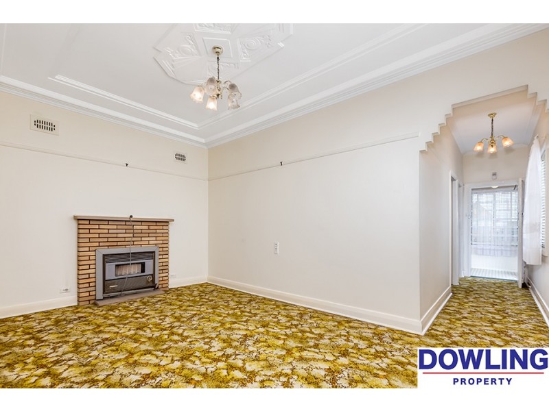 27 Robertson Street, Carrington NSW 2294