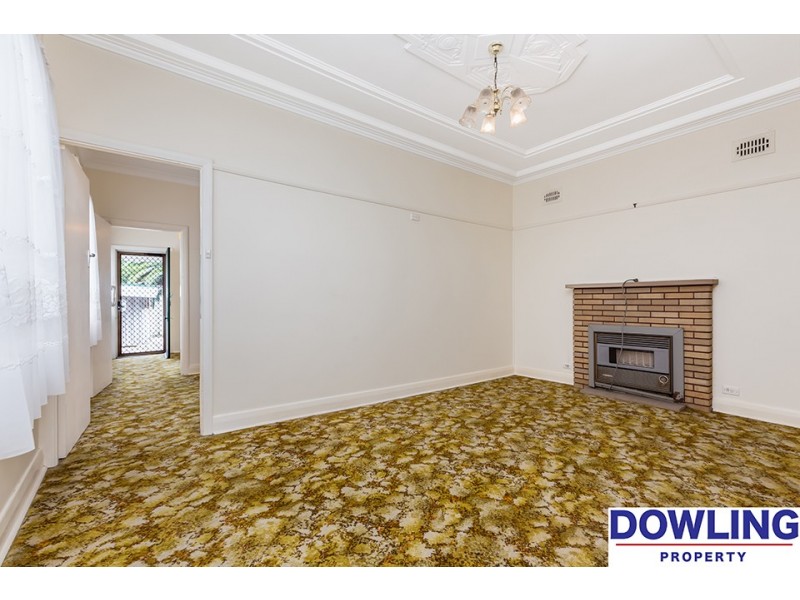 27 Robertson Street, Carrington NSW 2294