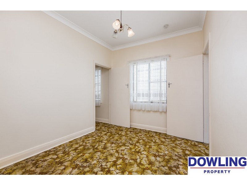 27 Robertson Street, Carrington NSW 2294