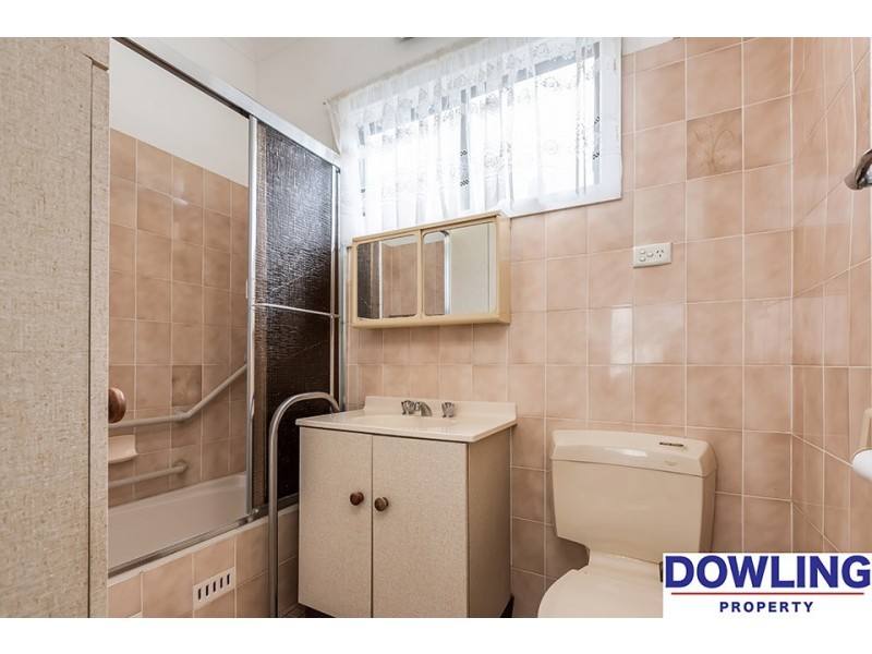 27 Robertson Street, Carrington NSW 2294