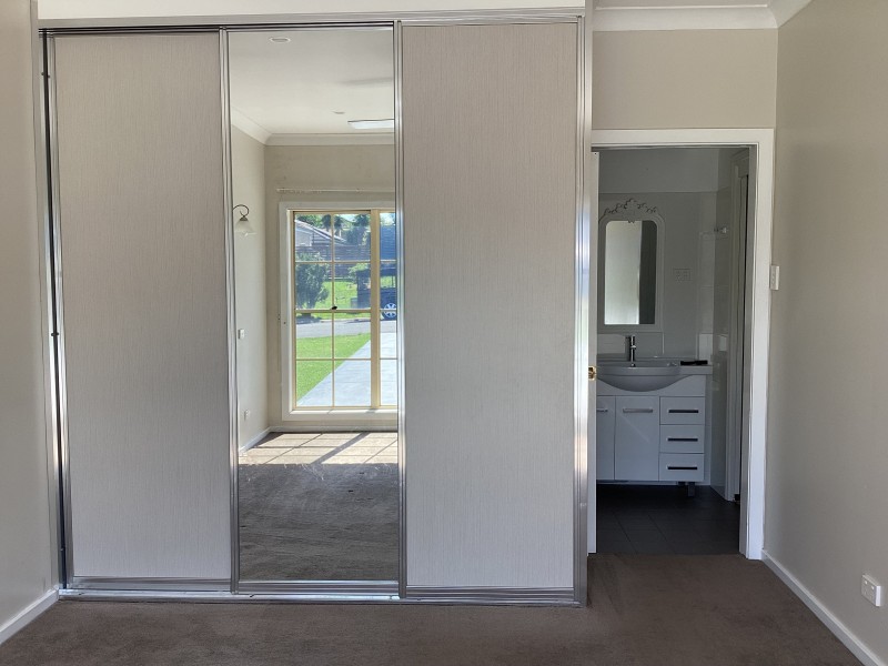 37 Calancra Avenue, Cameron Park NSW 2285