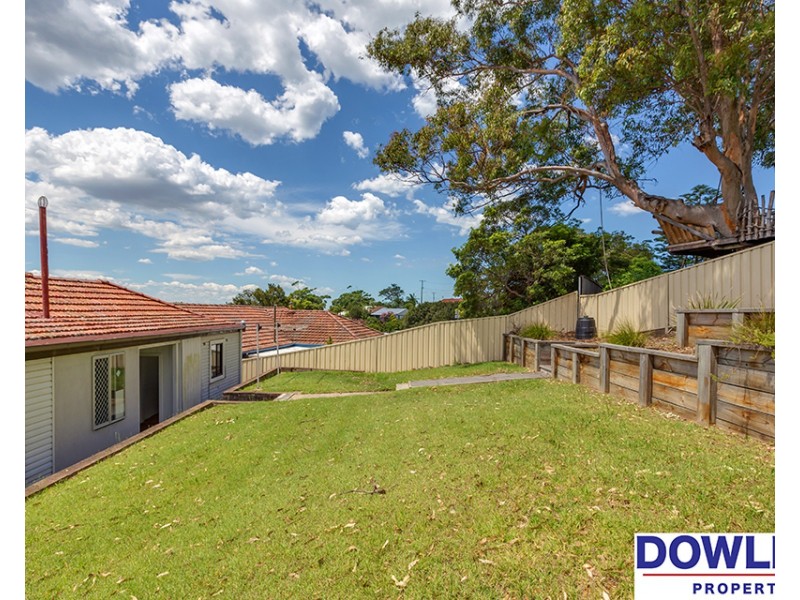 17 Yule Road, Merewether NSW 2291