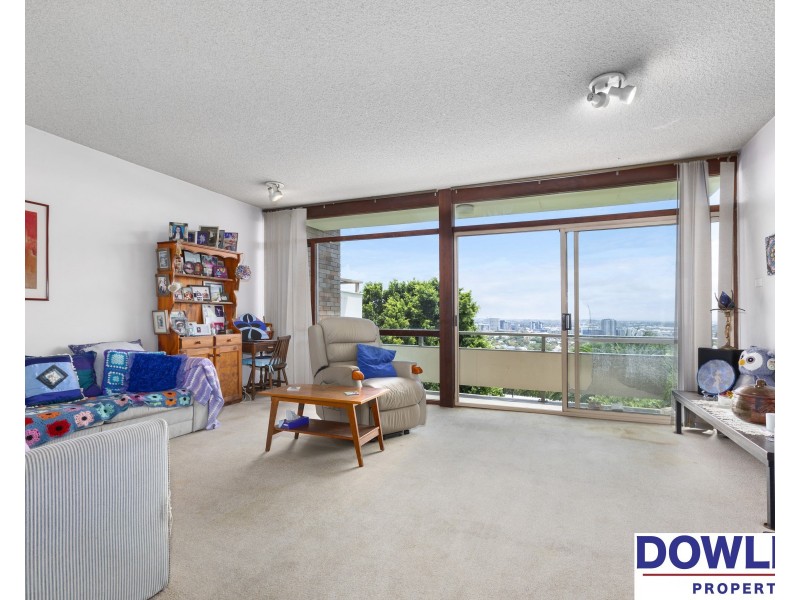 2/18 Memorial Drive, The Hill NSW 2300