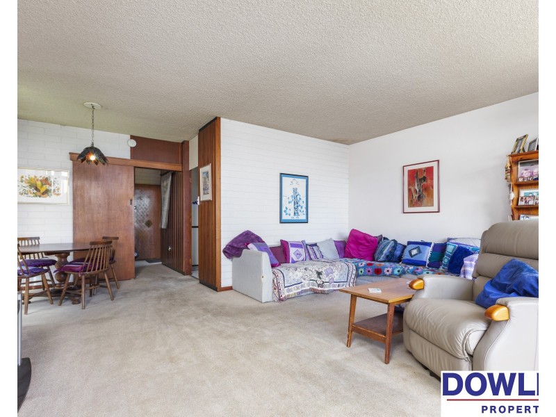 2/18 Memorial Drive, The Hill NSW 2300