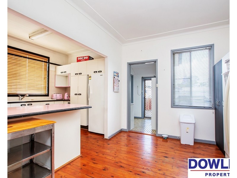 4 Emerson Street, Beresfield NSW 2322