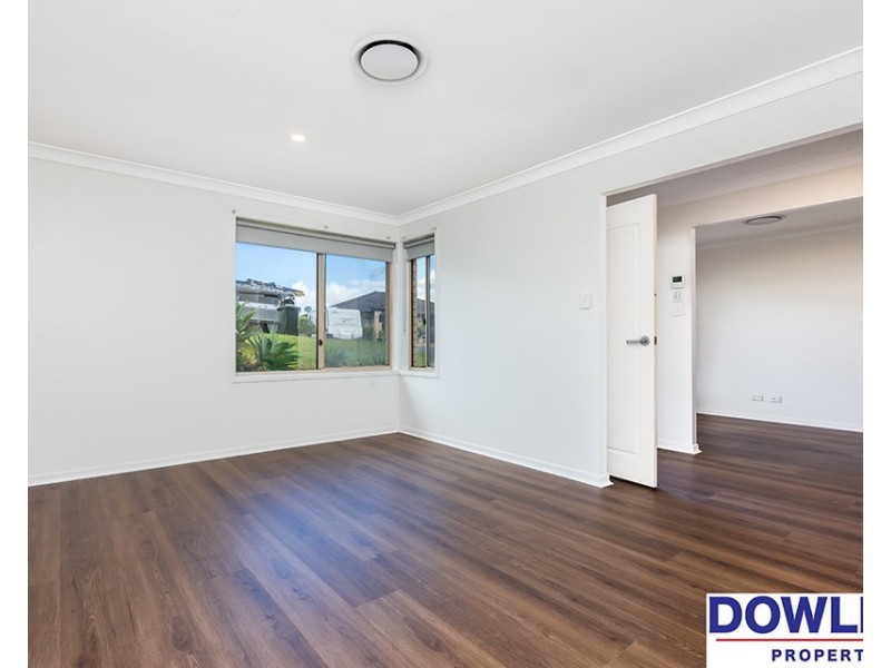 25 Hadlow Drive, Cameron Park NSW 2285