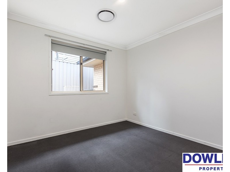25 Hadlow Drive, Cameron Park NSW 2285