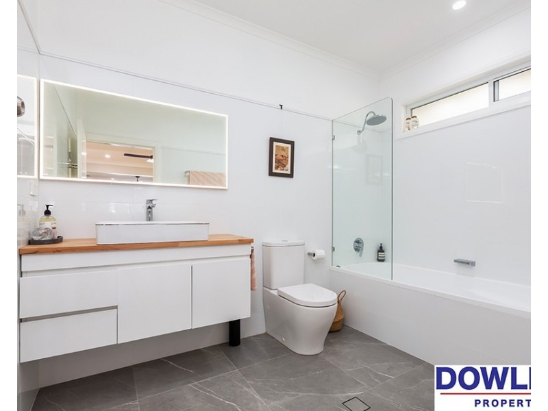 297 Park Avenue, Kotara NSW 2289