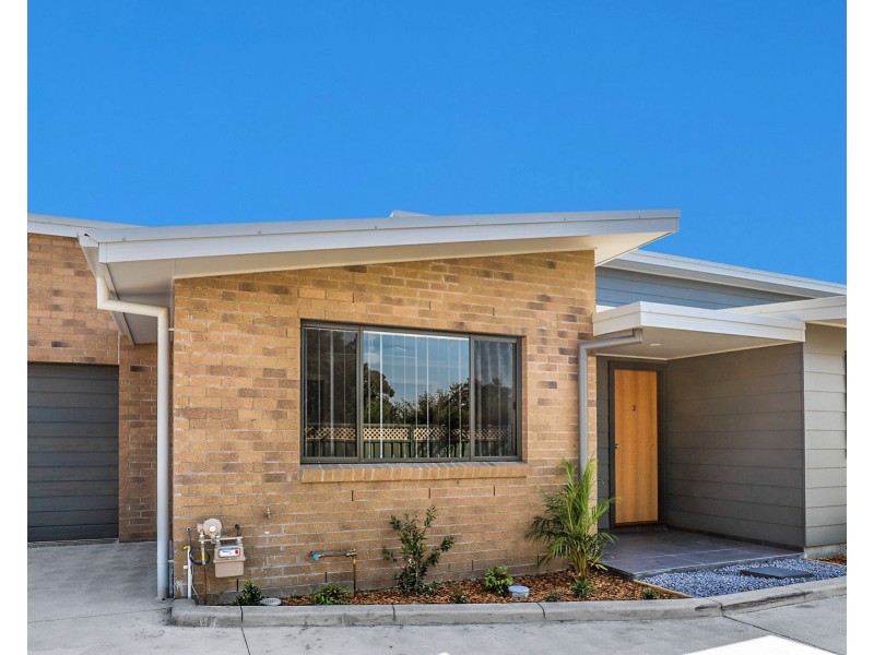 3/8 Western Avenue, Tarro NSW 2322