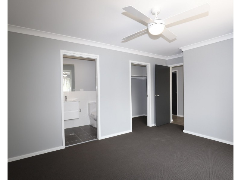 3/8 Western Avenue, Tarro NSW 2322