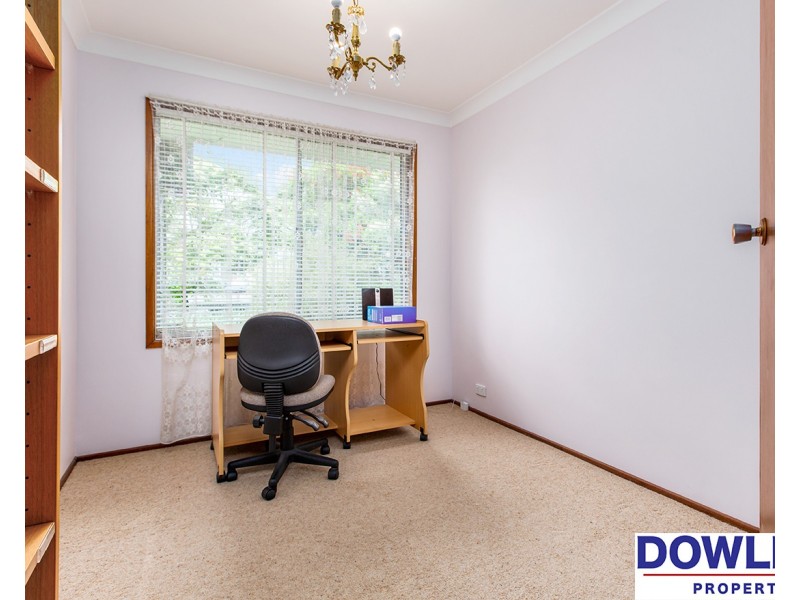 12 Curlew Crescent, Woodberry NSW 2322