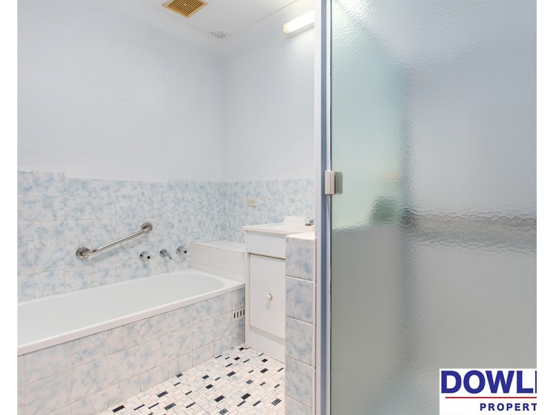 12 Curlew Crescent, Woodberry NSW 2322