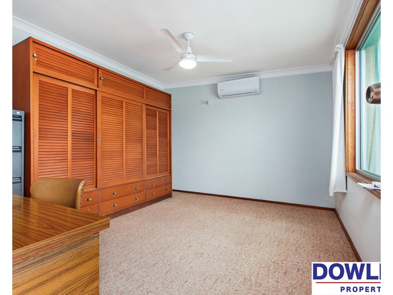 12 Curlew Crescent, Woodberry NSW 2322