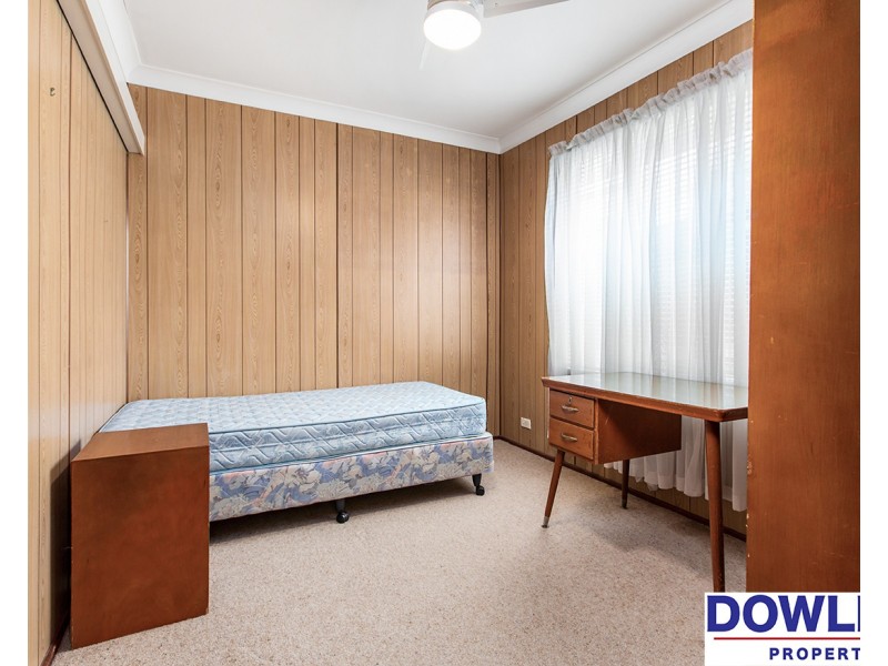 12 Curlew Crescent, Woodberry NSW 2322