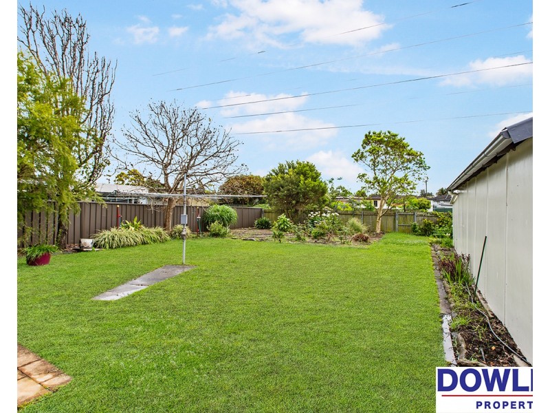 12 Curlew Crescent, Woodberry NSW 2322