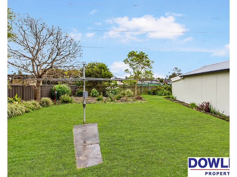 12 Curlew Crescent, Woodberry NSW 2322