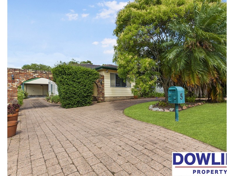 5 Peewee Close, Woodberry NSW 2322