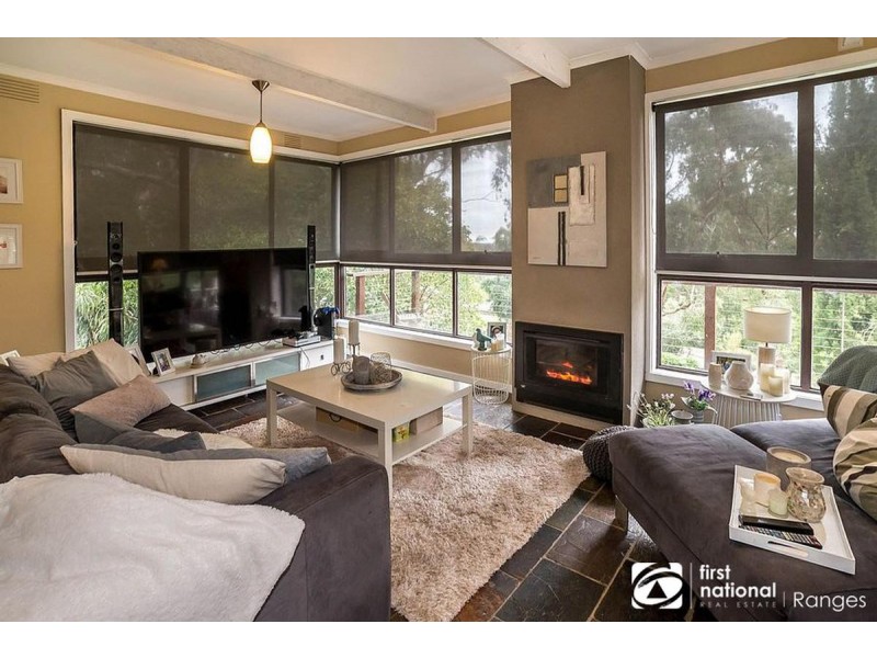 19 Currajong Avenue, Selby VIC 3159